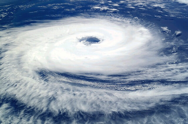 台風、